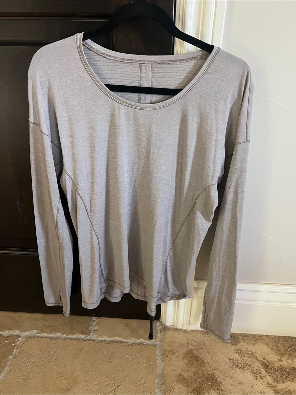 Lululemon Light Tan Long-Sleeve Women’s Performance Top never worn